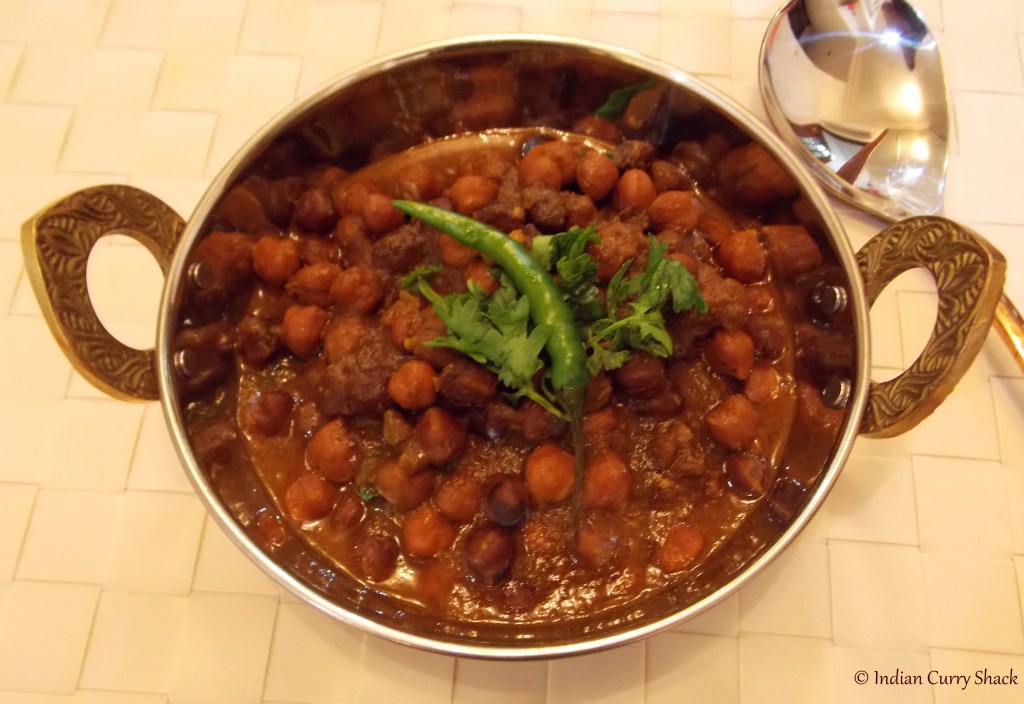 Ghugni (Kala Chana/Black Chickpeas) – Shack Saturdays&nbsp;Special