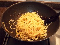 Aglio Olio while cooking - ICS